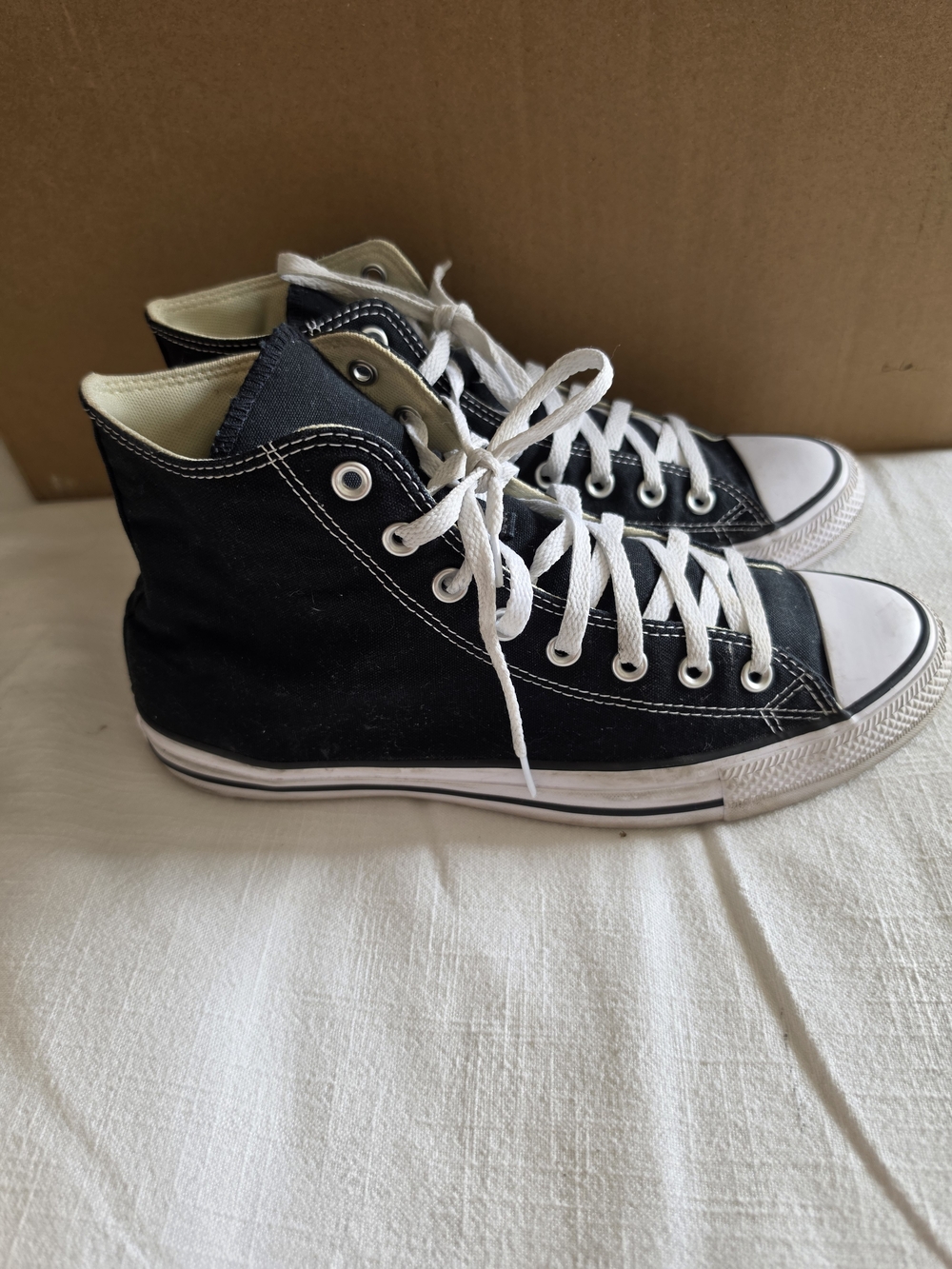 Converse Chuck Tsylor Sz 10 - Picture 6 of 10